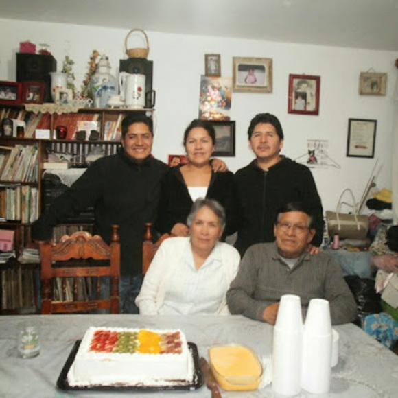 Meet your Posher, Ricardo - Picture 1 of 1